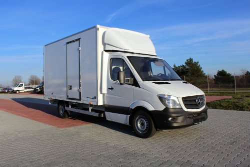 AG Zabudowy - Realizacja  Mercedes Sprinter - kontener piekarniczy