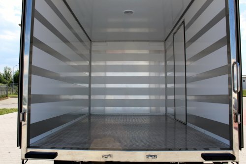 AG Zabudowy - Realizacje - Ford Transit - kontener piekarniczy