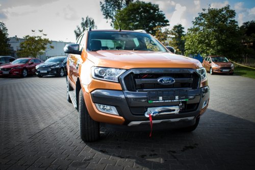 AG Zabudowy - Realizacje - Ford Ranger - z wyciągarką